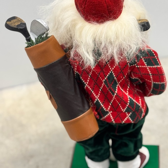 Santa Claus Figurine with Golf Clubs - Picture 9 of 10